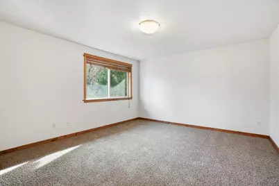 2500 NW Summerhill Drive, Bend, OR 97703 - Photo 26