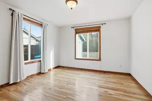 2500 NW Summerhill Dr, Bend, OR 97703 - Photo 20