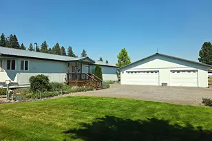 32928 Rivers Dr, Chiloquin, OR 97624 - Photo 2