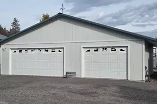 32928 Rivers Dr, Chiloquin, OR 97624 - Photo 4