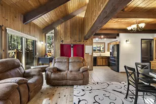 69288 Ladigo, Sisters, OR 97759 - Photo 4