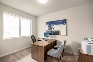 63206 NE Carly Ln, Bend, OR 97701 - Photo 2