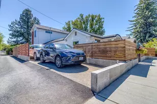 120 NW Sisemore St, Bend, OR 97703 - Photo 32