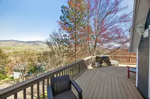 730 Grover St, Ashland, OR 97520 - Photo 36