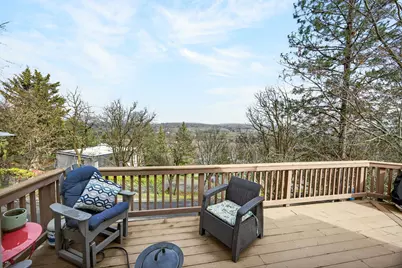 730 Grover Street, Ashland, OR 97520 - Photo 8