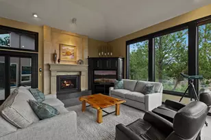 1122 NW Foxwood Pl, Bend, OR 97703 - Photo 22