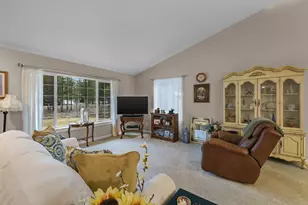 15773 Lava Dr, La Pine, OR 97739 - Photo 8