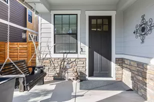 19318 SW Marshmallow Pl, Bend, OR 97702 - Photo 2