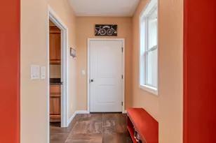 3821 Sherwood Park Dr, Medford, OR 97504 - Photo 34