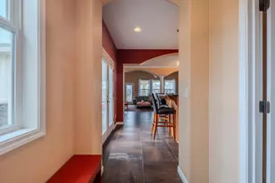 3821 Sherwood Park Dr, Medford, OR 97504 - Photo 32