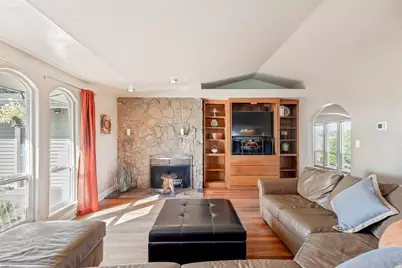 19190 Pinehurst Road, Bend, OR 97703 - Photo 6