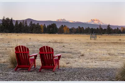 19190 Pinehurst Road, Bend, OR 97703 - Photo 44