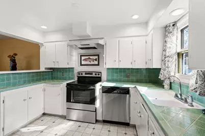 1124 Mt Pitt Avenue, Medford, OR 97501 - Photo 6