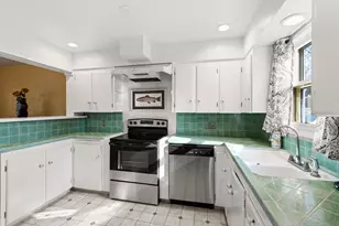 1124 Mount Pitt Ave, Medford, OR 97501 - Photo 6