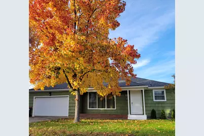 1124 Mt Pitt Avenue, Medford, OR 97501 - Photo 1