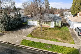 1124 Mount Pitt Ave, Medford, OR 97501 - Photo 28