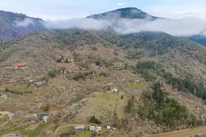 872 Scott Drive, Grants Pass, OR 97527 - Photo 36