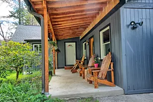 3356 Little Applegate Rd, Jacksonville, OR 97530 - Photo 8