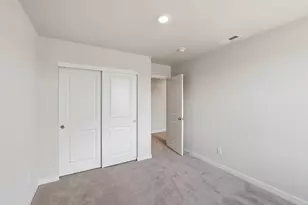 21713 SE Stromboli Ln, Bend, OR 97702 - Photo 26