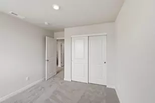 21713 SE Stromboli Ln, Bend, OR 97702 - Photo 28