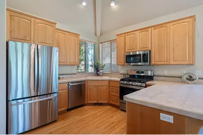 61691 Metolius Drive, Bend, OR 97702 - Photo 4