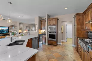 752 Crystal Falls Ct, Redmond, OR 97756 - Photo 12