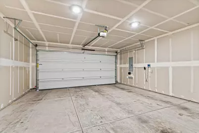 567 Black Bear Drive, Medford, OR 97501 - Photo 40