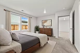 567 Black Bear Dr, Medford, OR 97501 - Photo 30