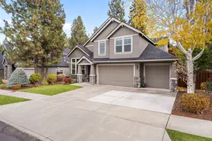 61358 Huckleberry Pl, Bend, OR 97702 - Photo 2
