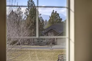 61358 Huckleberry Pl, Bend, OR 97702 - Photo 38