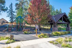 1078 E Black Butte Ave, Sisters, OR 97759 - Photo 42