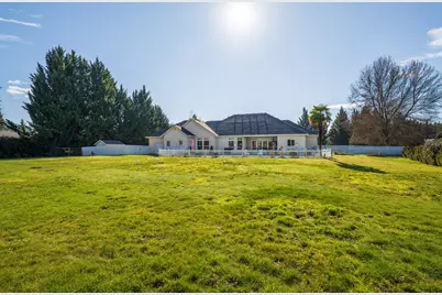 294 Valle Vista Drive, Grants Pass, OR 97527 - Photo 48