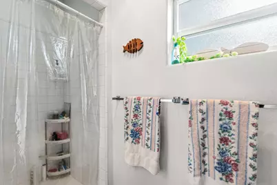 875 N Mountain Avenue, Central Point, OR 97502 - Photo 32