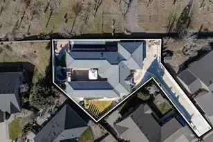 875 N Mountain Ave, Central Point, OR 97502 - Photo 60