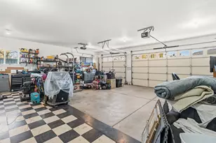 875 N Mountain Ave, Central Point, OR 97502 - Photo 34