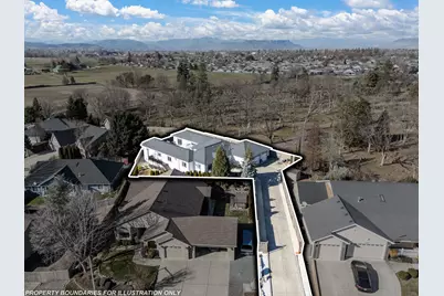 875 N Mountain Avenue, Central Point, OR 97502 - Photo 64