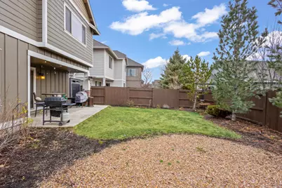 21336 NE Evelyn Place, Bend, OR 97701 - Photo 26
