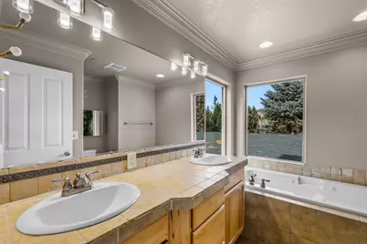 161 SE Rice Way, Bend, OR 97702 - Photo 24