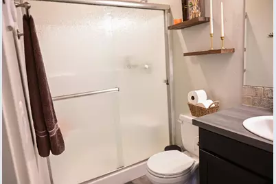 64618 Strickler Avenue, Bend, OR 97703 - Photo 14