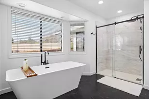 2921 Amblegreen Dr, Medford, OR 97504 - Photo 28