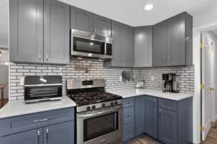 804 NE Providence Dr, Bend, OR 97701 - Photo 16