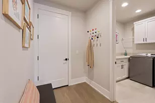 3031 NW Hidden Rdg Dr, Bend, OR 97703 - Photo 32