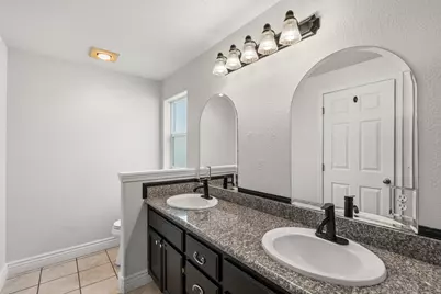 8212 Kestrel Way, White City, OR 97503 - Photo 12