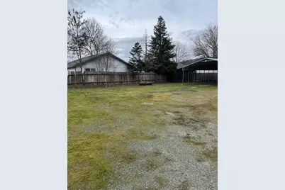 1720 SW Bridge Street, Grants Pass, OR 97526 - Photo 24