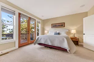 3251 NW Fairway Heights Dr, Bend, OR 97703 - Photo 26