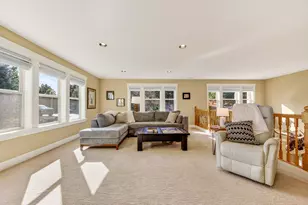 3251 NW Fairway Heights Dr, Bend, OR 97703 - Photo 36