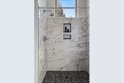 2543 NW Crossing Drive, Bend, OR 97703 - Photo 32