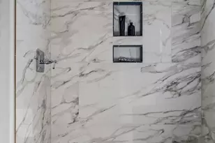 2543 NW Crossing Dr, Bend, OR 97703 - Photo 32