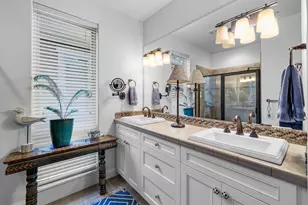 2543 NW Crossing Dr, Bend, OR 97703 - Photo 24