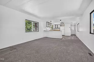 3431 S Pacific Hwy, Medford, OR 97501 - Photo 14